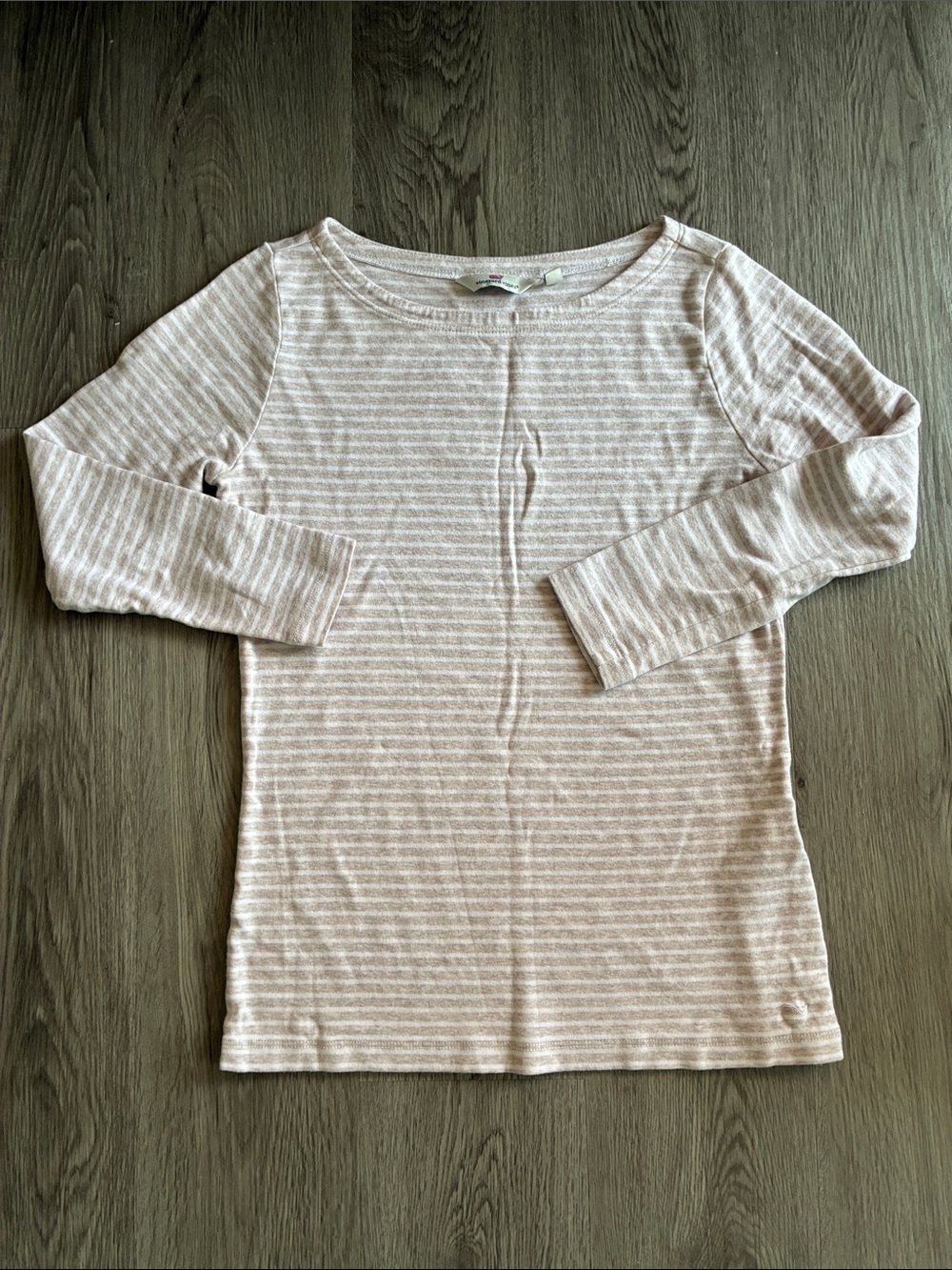 Vineyard Vines Beige and White Striped Long-Sleeve Tee